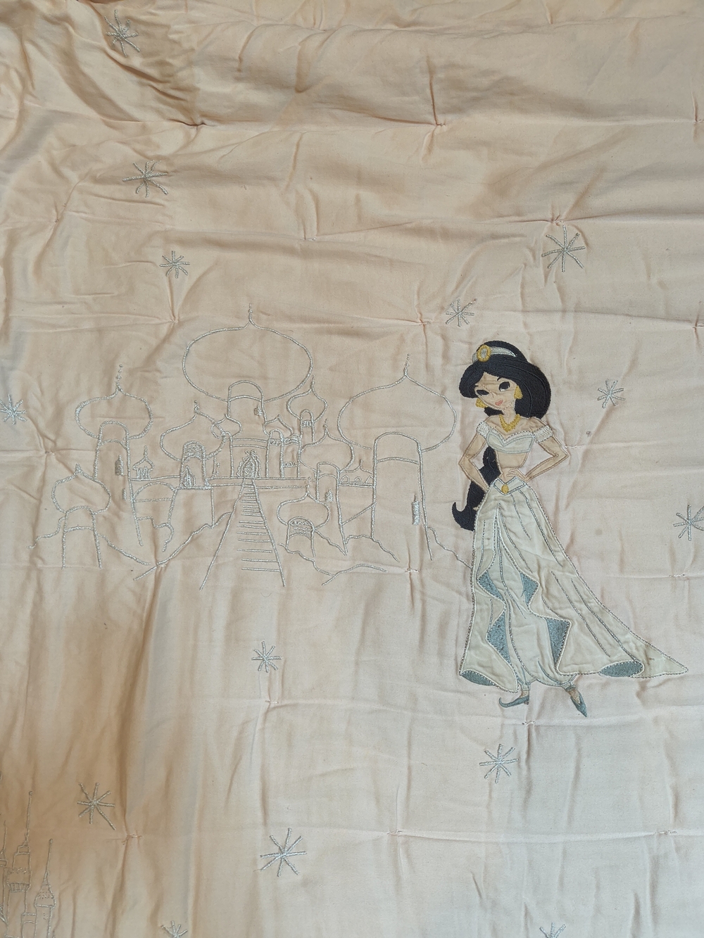 Pottery Barn Kids Full Size Princess Emboridered Comforter + 2 Pillowcases - Picture 3 of 9